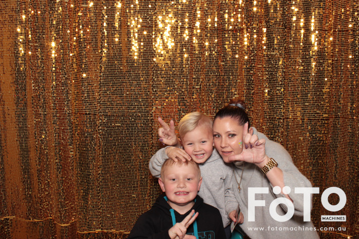 H & S Xmas in JulAugust | View more photos from the event at gallery.fotomachines.com.au/u/FOTOMachines/H-S-Xmas-in-JulAugust